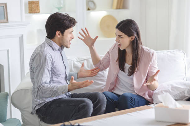 Friendship red flags in a tense moment
