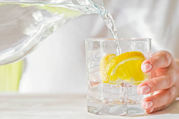 5 minute morning hydration with lemon water